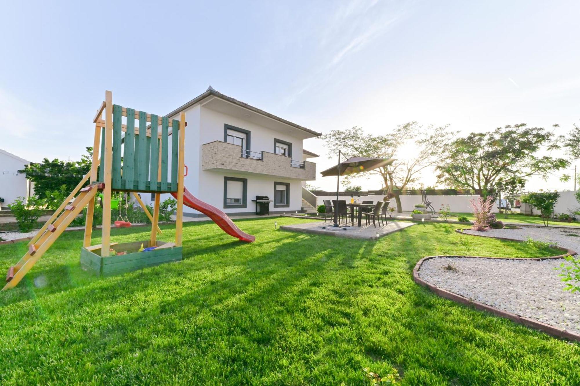 Galovac  Apartment Amelie - With Pool And Sauna! מראה חיצוני תמונה