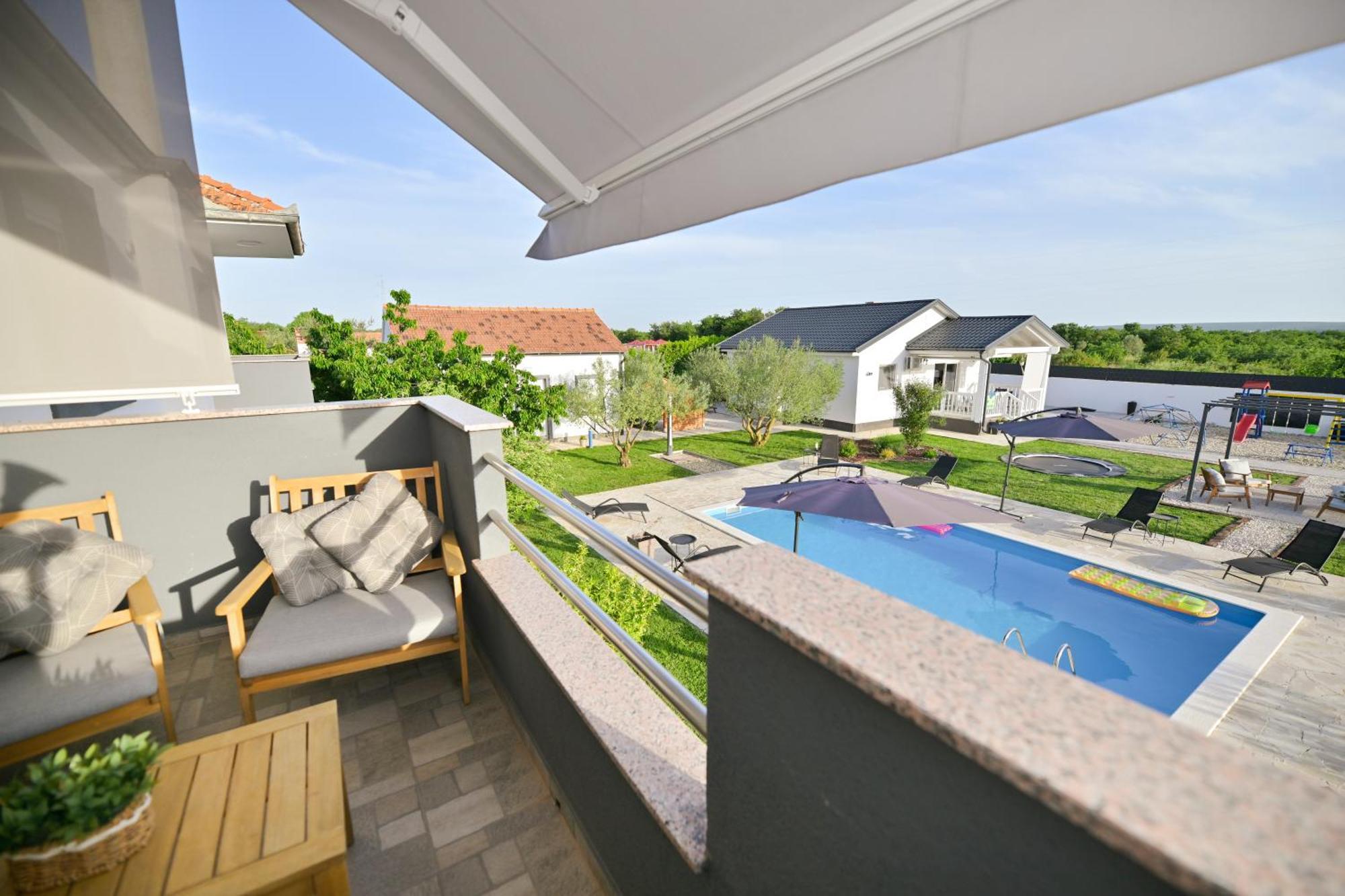 Galovac  Apartment Amelie - With Pool And Sauna! מראה חיצוני תמונה