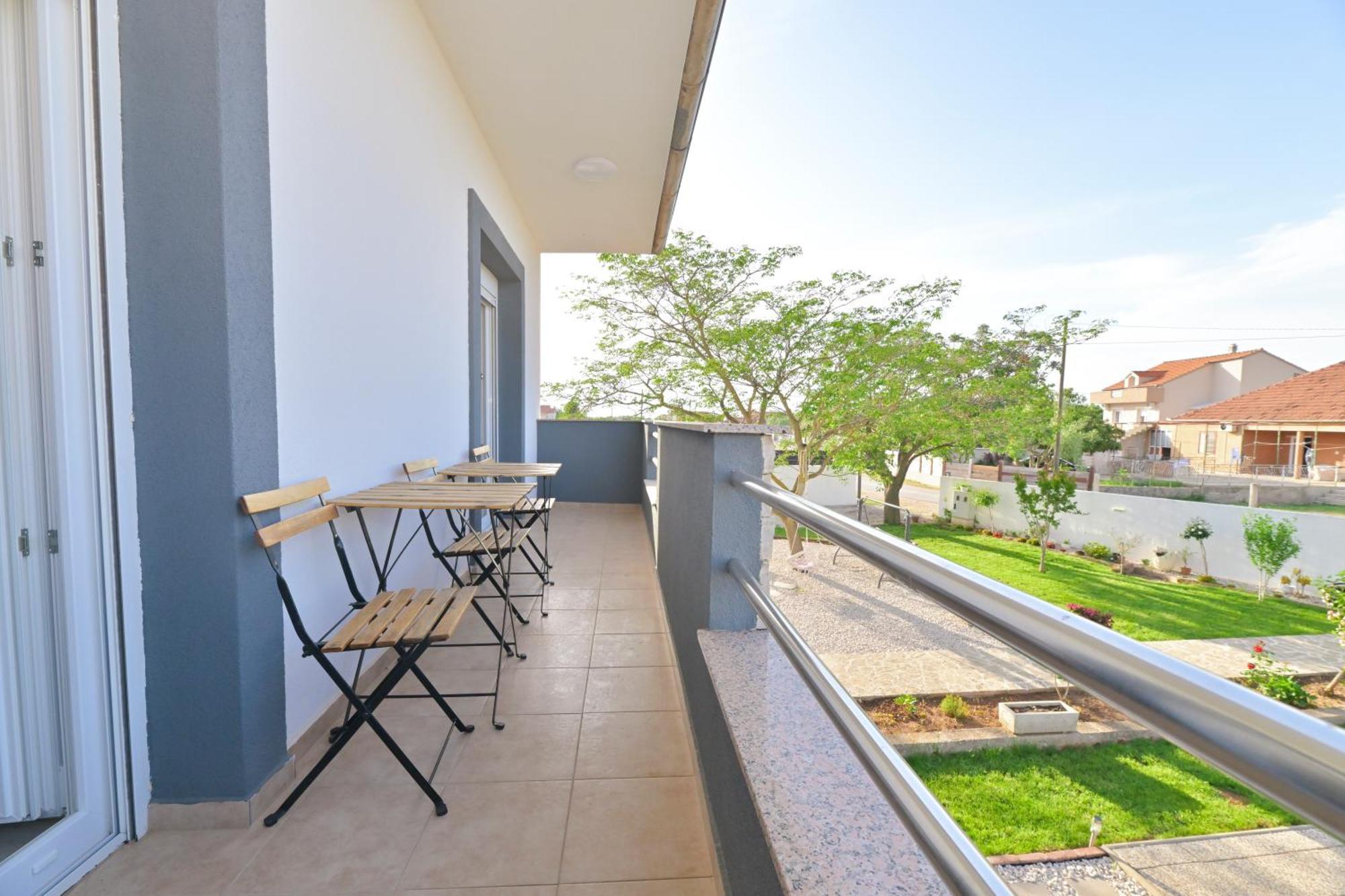 Galovac  Apartment Amelie - With Pool And Sauna! מראה חיצוני תמונה