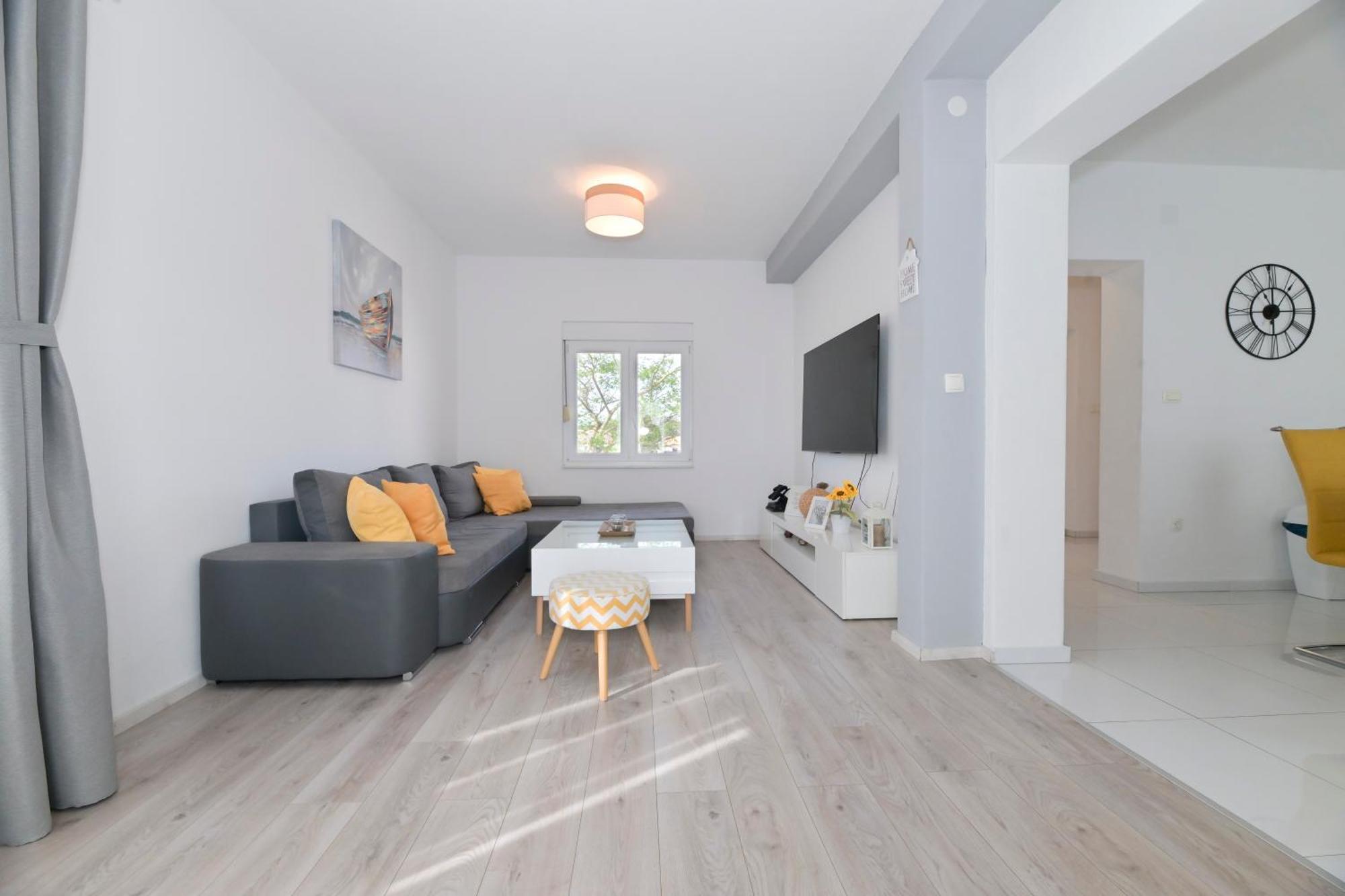 Galovac  Apartment Amelie - With Pool And Sauna! מראה חיצוני תמונה